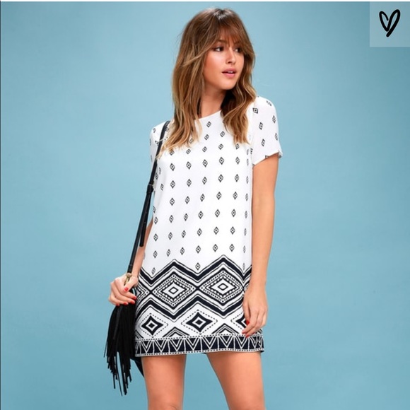 Lulus Dresses & Skirts - NEW LULUS Navy Blue and White Print Shift Dress